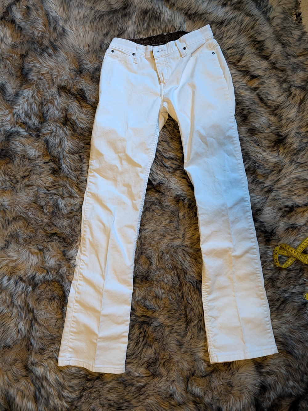 Wrangler's Q Baby White Women's Jeans - Size 28x36